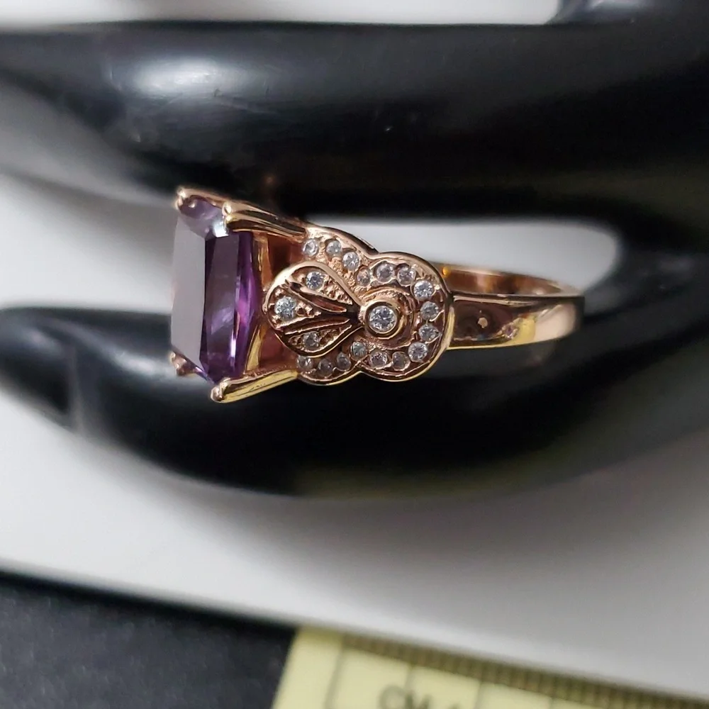Watch Video / Sterling Silver 925 Sapphire Rose Gold Ring